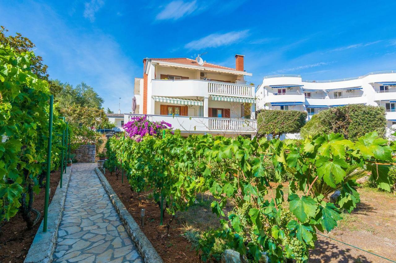 Apartma Morovic Petrcane