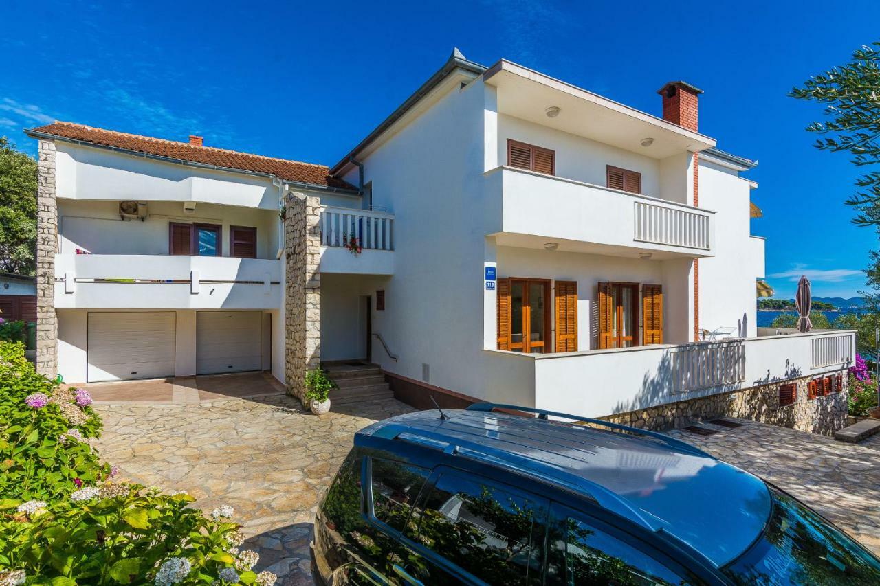 Apartment Morovic *