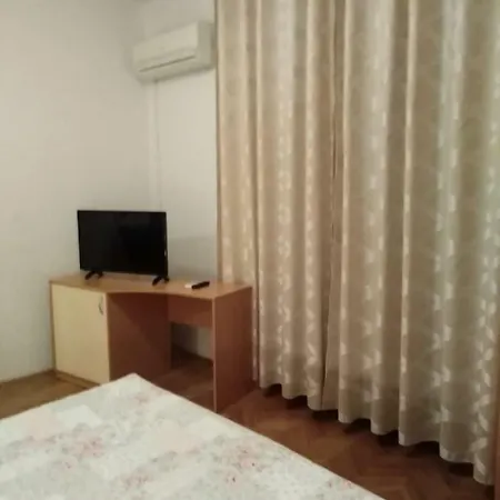 Apartments Morovic Petrcane Exterior photo